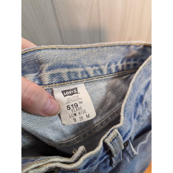 Vintage Levi's 519 Low Rise Flare Women's Junior Size 9M Light Wash Jeans Stain - Picture 12 of 15